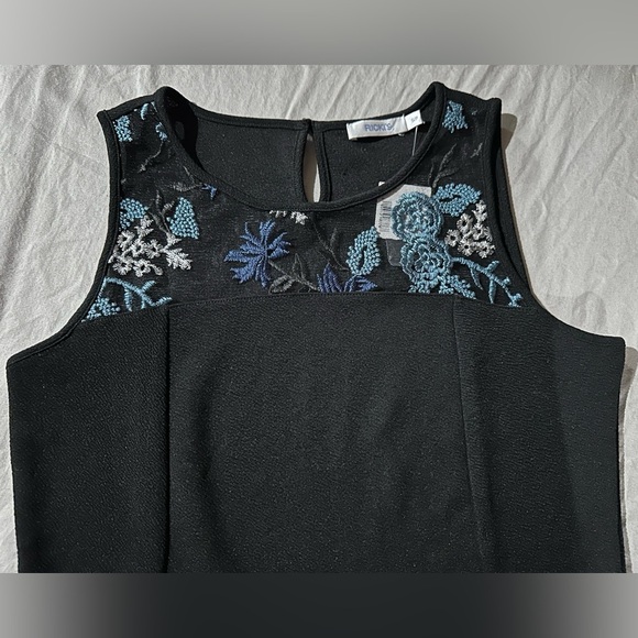 ✨NWT✨ Ricki's: Women’s Sleeveless Top- Size Small - Picture 5 of 8